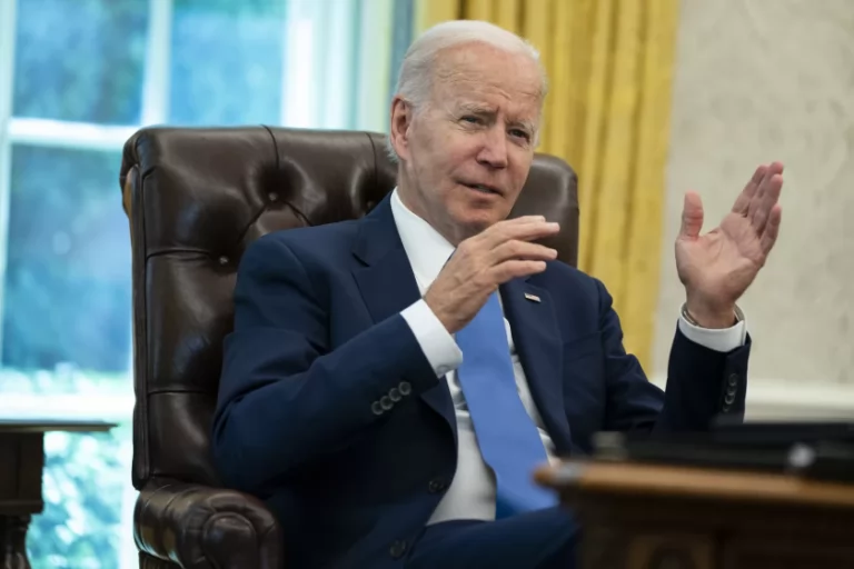 Entrevista AP: Biden dice que recesión “no es inevitable”